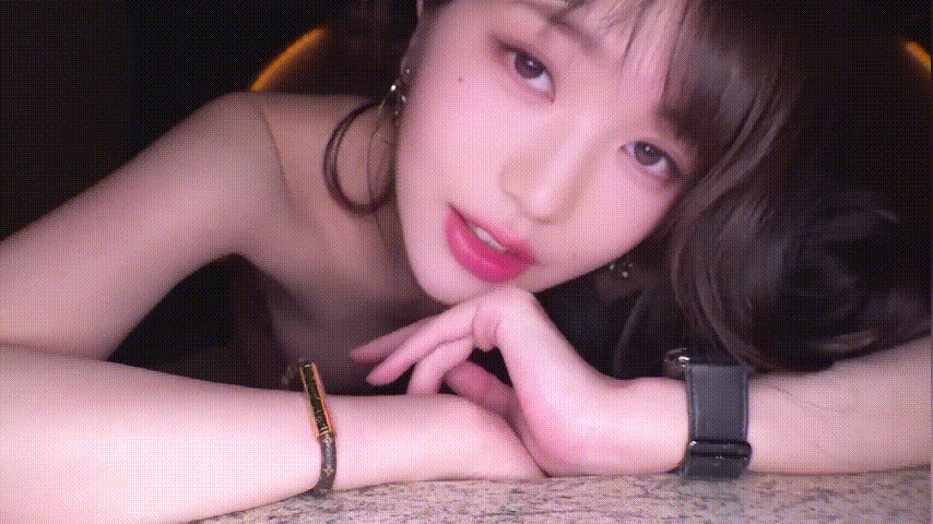 (AI换脸-极)《张员瑛》顶级黑丝美腿美眉足交激战无套内射 [1.09g]