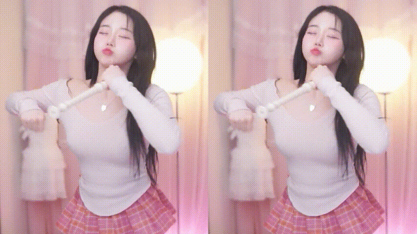 ❤️韩国巨乳嫩妹游戏BJ《roaaa10》乳液浇给抖奶裸舞+粉丝房3 [2.5G]