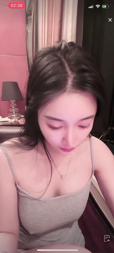 ✅抖音 starrysky 6万粉 良家高挑美女 无罩凸点大尺度 [26.4M]