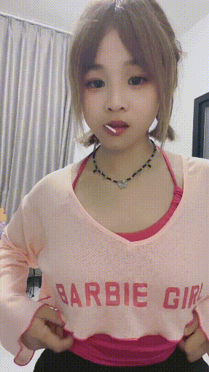 新人！校花妹妹下海！超漂亮,《06小妞》道具自慰！我射了, [3.38G]