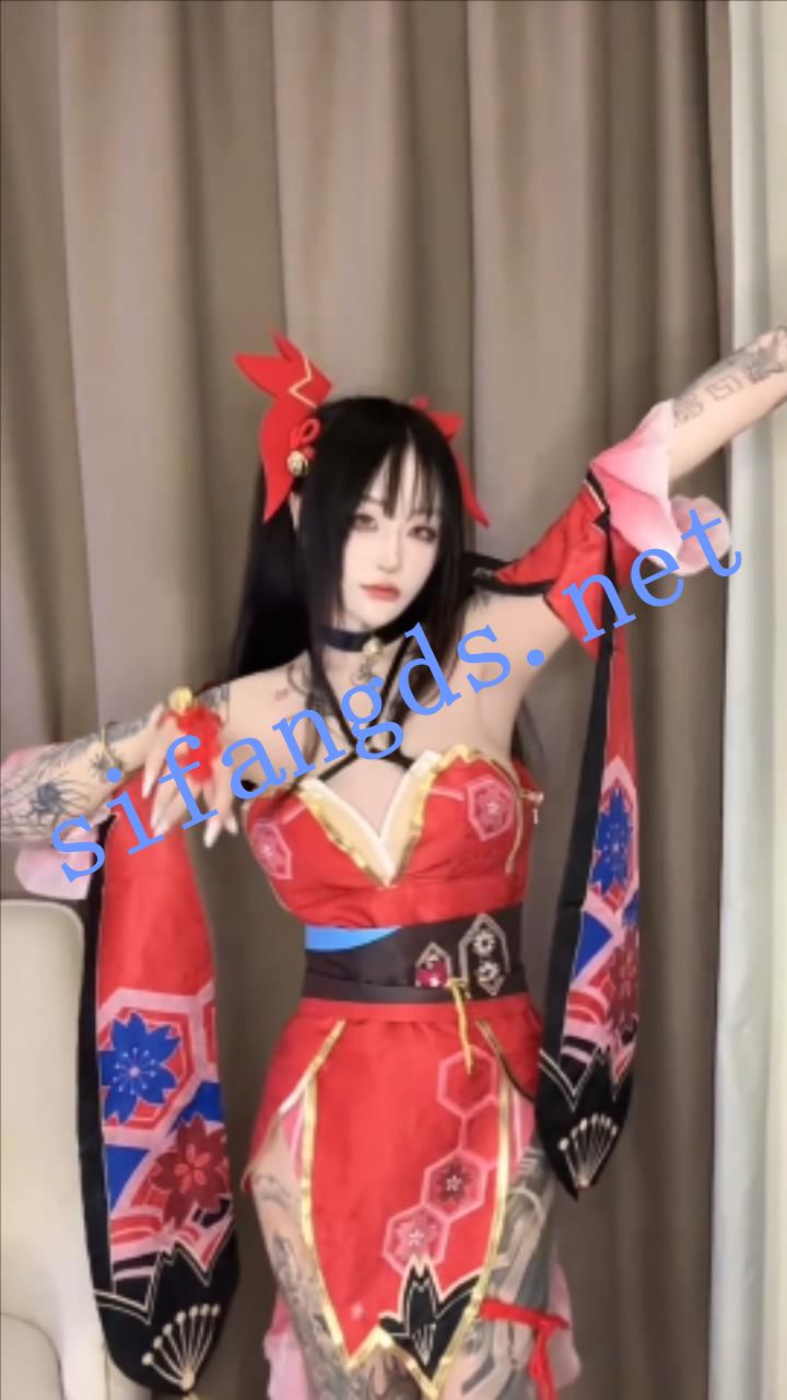 《重磅核弹》抖音网红女神《九条南无》4.18 COS超美福利 []