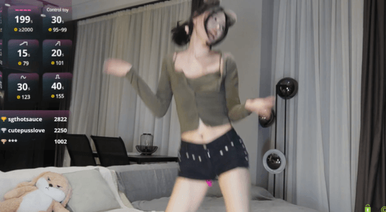 ♆ stripchat《yee_rim》可爱女学生! 裸舞,道具自慰,喷水,! [11.3GB]