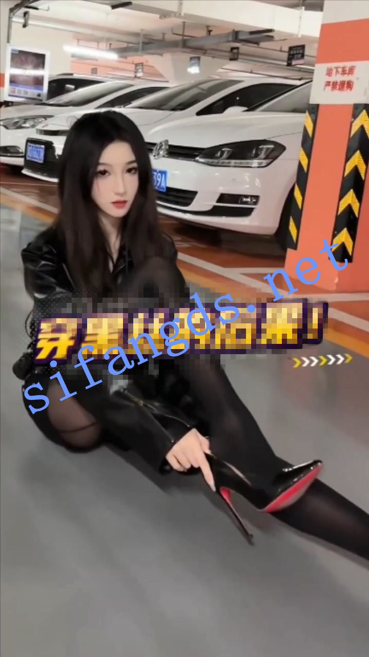 极品颜值丝足女神 SARMS 福利(2) []