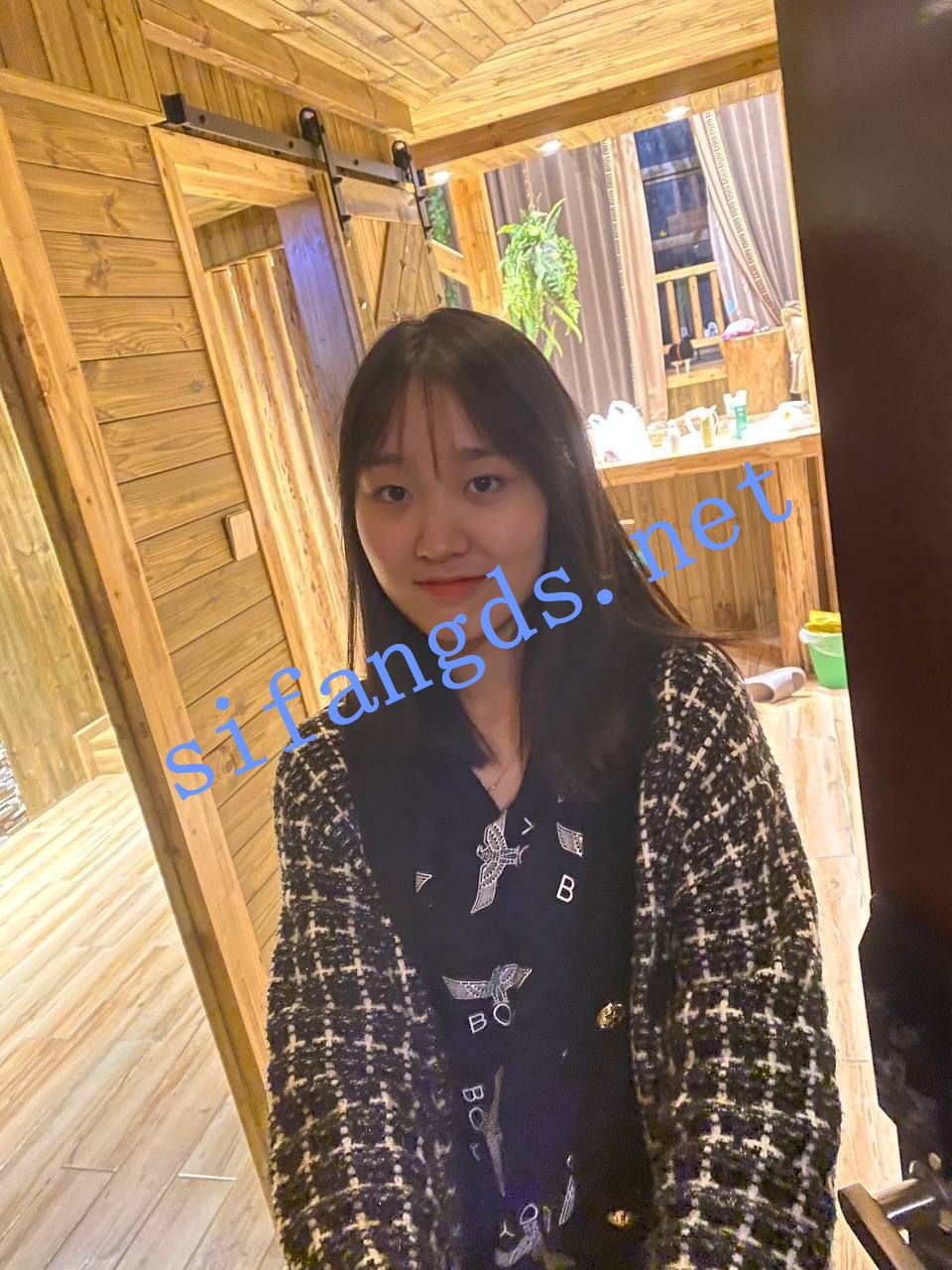 ❤️《S级别泄密》超有感觉的大学妹妹泄密流出 [1.35G]