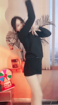 ♆《小少妇以下海》舞蹈御姐! 超骚,超漂亮,道具自慰,尿尿! [3.18GB]