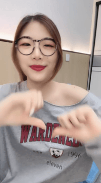 ♆《女大沐沐》反差长腿校花 !  N场收费,道具自慰,超级过瘾! [3.60GB]