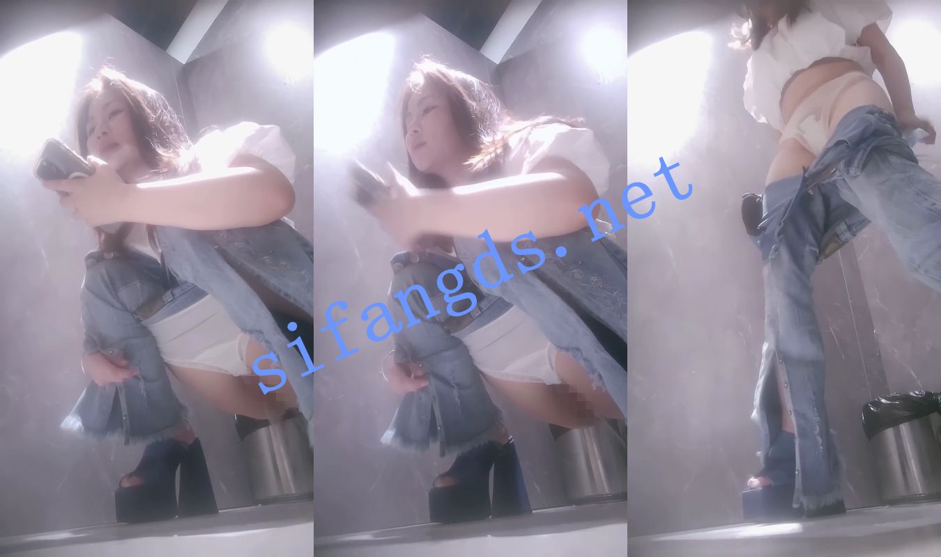 ✅《极品厕拍》KK千元收费群多镜头偷拍高颜值美女第十期 []