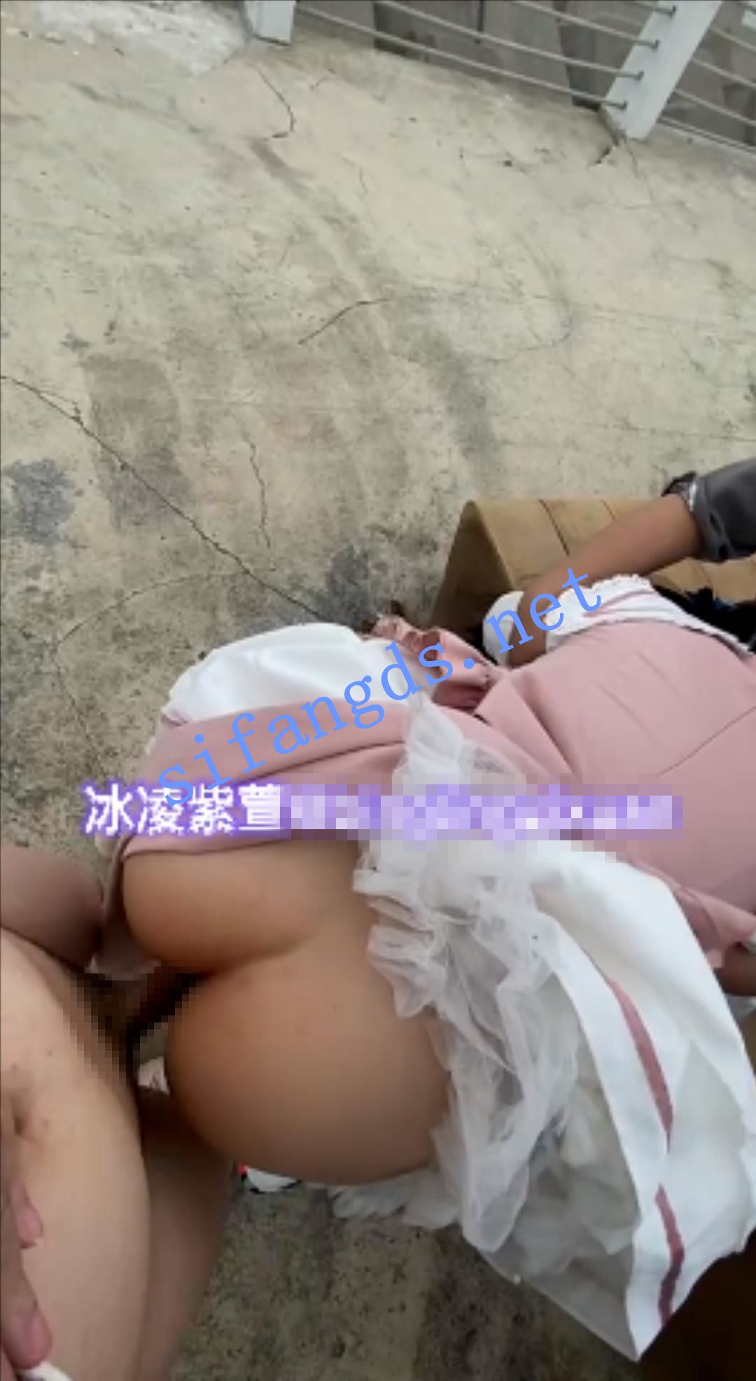 《重磅核弹》极品媚黑萝莉人妻《冰凌紫萱》付费福利(2) []