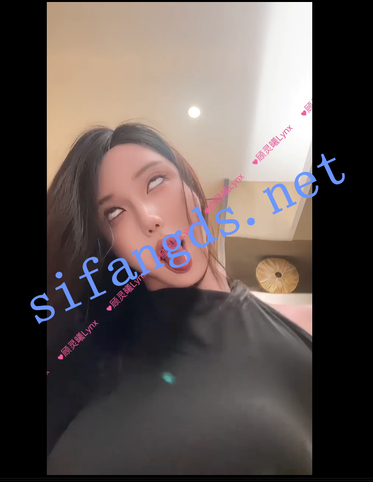 《抖音巨乳》顾灵曦 最新露脸女上插肛 露脸口爆 [70m]