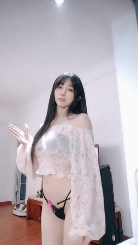 顶级舞蹈系尤物！,《奶酪不甜》颜值大长腿！跳蛋裸舞自慰, []