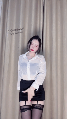 推特新晋顶B王 千金(笑笑) 6月会员裸舞终章+舞艺吧3套合集 [5.71G]