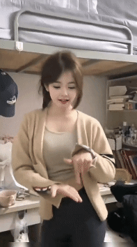 《重磅抖音网红女神下海 小馋猫》好美啊 绝对让你一眼爱上 [2.63G]