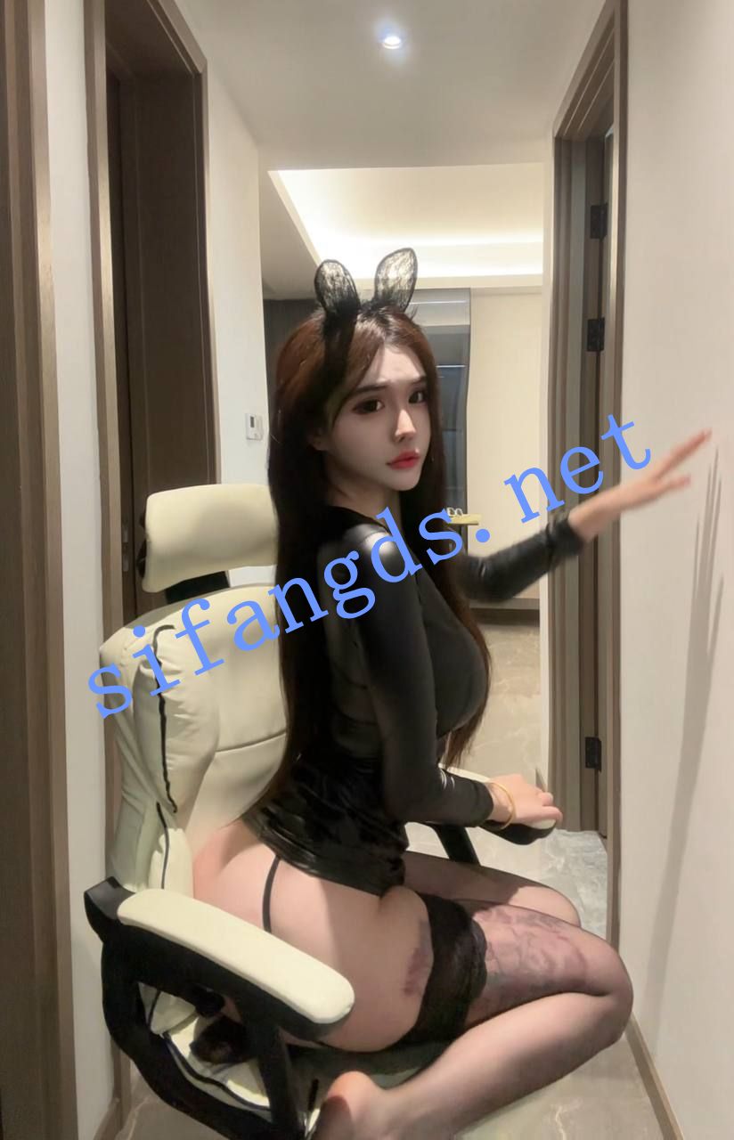 《重磅核弹》杭州巨乳健身模特 巨樱 SVIP高价福利 []