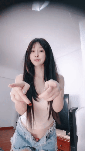 天花板大长腿尤物！,《奶酪不甜》激情诱舞裸舞抠逼自慰！, []