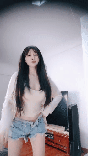 天花板大长腿尤物！,《奶酪不甜》激情诱舞裸舞抠逼自慰！, []