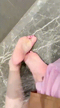 ✅抖音 尼兔 80万粉 大长腿 撸管 足交 洗澡等 最全合集 66V [509M]