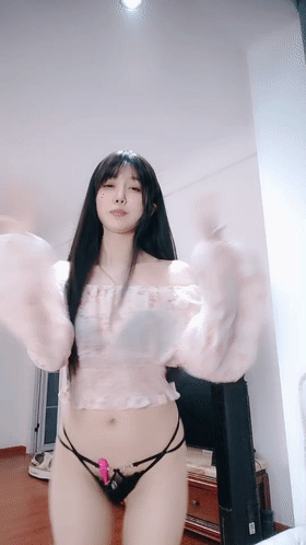 顶级舞蹈系尤物！,《奶酪不甜》颜值大长腿！跳蛋裸舞自慰, []