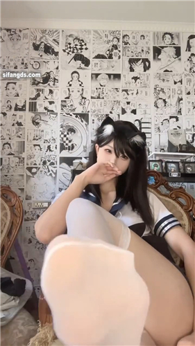 B站 甜美小骚UP妹 一只羊咩咩 裸舞自慰反差风福利派对 [598m]