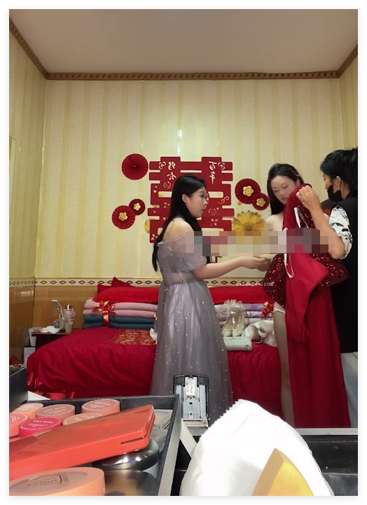 ❤️抖音《新娘》化妆间 婚房 写真 走光露点合集 [8.7G]