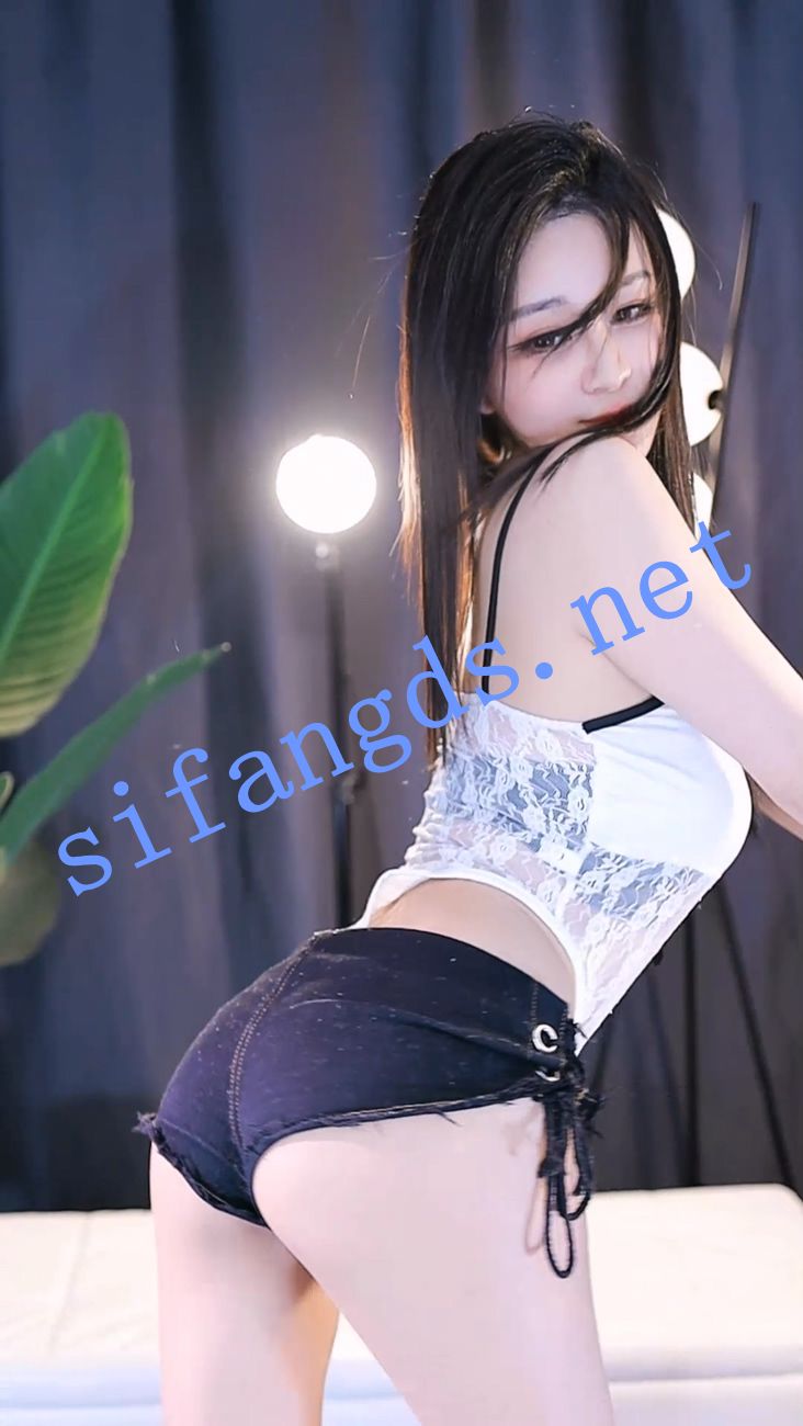 ⭐《时光直播 畅聊》S34  深沟半球抖奶 整活擦边性感骚舞 [6.6GB / 86V]