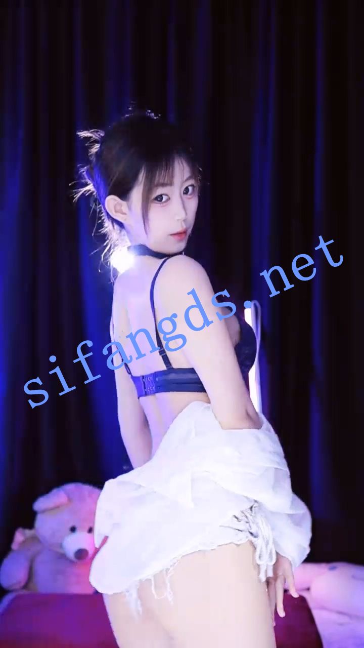 ⭐《时光直播 畅聊》S34  深沟半球抖奶 整活擦边性感骚舞 [6.6GB / 86V]