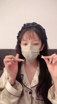 ♆♆《18岁哓哓》巨乳校花!  带闺蜜双逼交叠,甩奶,道具自慰! [6.44GB]