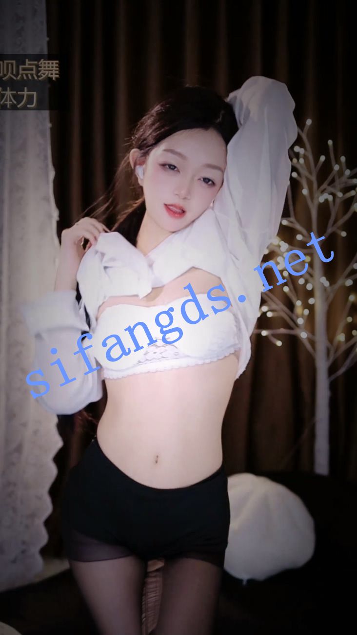 ⭐《花猫直播》S4 深沟半球大奶 擦边大尺度性感骚舞  90V [7.2GB / 90V]