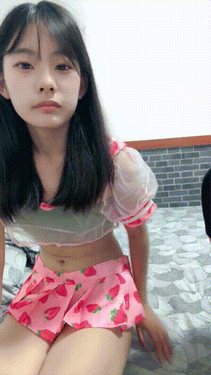 重磅！新人！本月最美校花,《小甜宝宝》无套啪啪！包秒射, [2.90G]