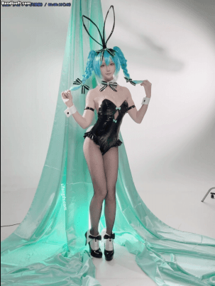 《抖音/微博 星之迟迟》超美巨乳长腿女神尺度写真视图合集 [2.7GB(3V+375P)]