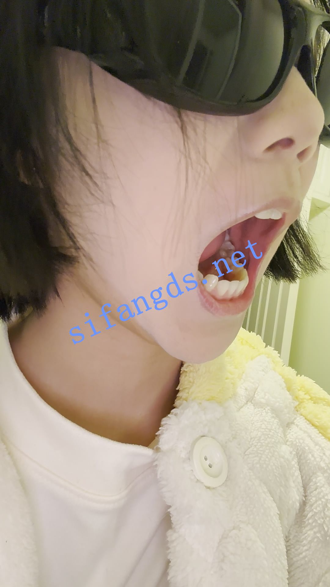 ஐ恋物癖ஐ抖音网黄 颜值萌妹 口腔特写定制 牙齿干净无暇 [500M]