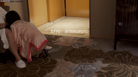 重磅《推特 ROSEWU》付费群最新 NTR系列 未知情的插入 很顶 [1.19GB(2V)]