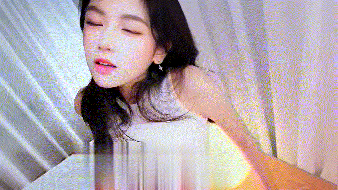 (AI换脸-绝)《小余想吃烧烤》绝美网红白色骚衣爆插激战! []