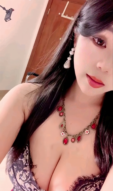 绿茶主播《后入希希要用力》福利视频17V []