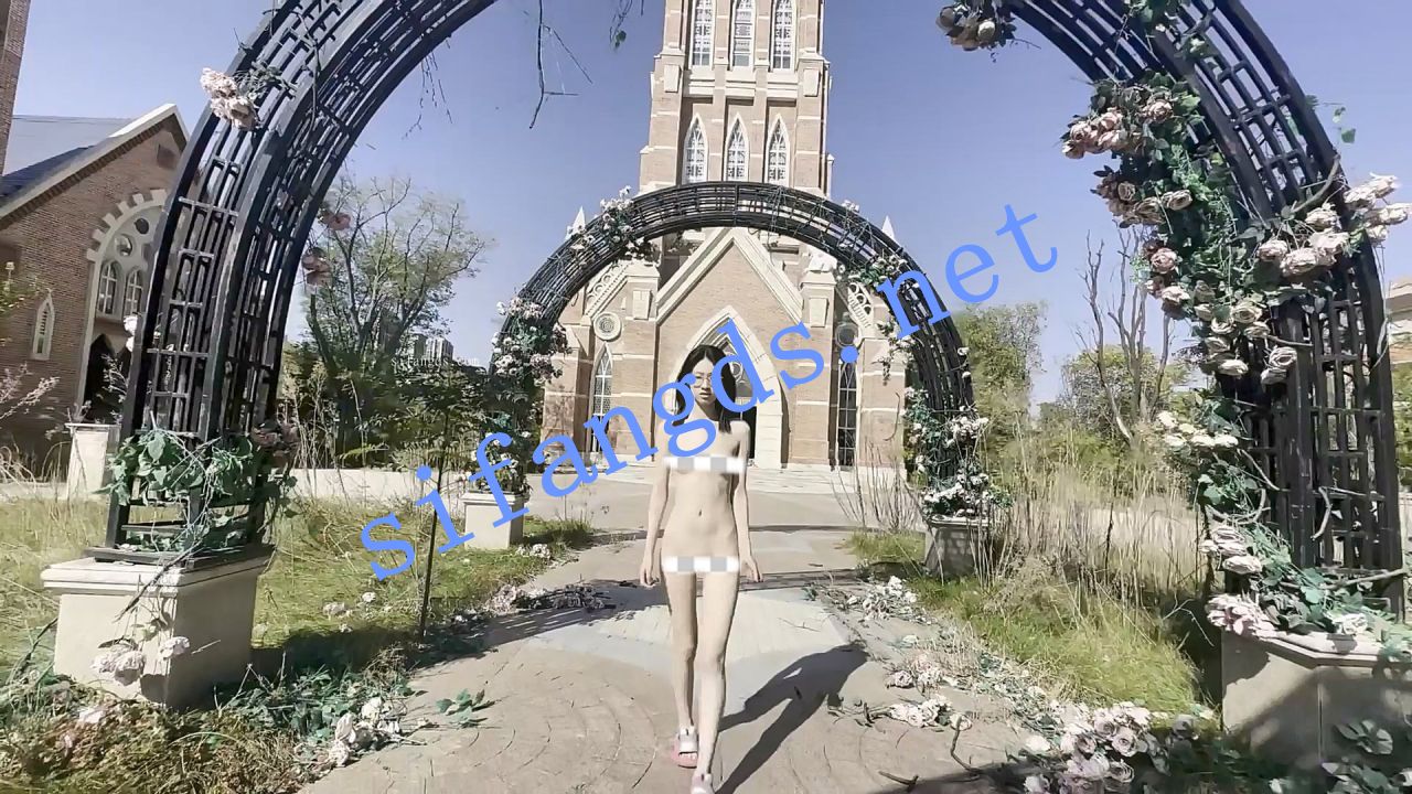 ஐ西萌ஐ长腿学妹濑濑 户外多场景 人前露出普通视频大合集 [3.9G]