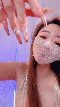 ♈舞姬《舞蹈雪儿》潮喷女王回归,水滋2米远,一字马滋水,顶 [12.2GB]