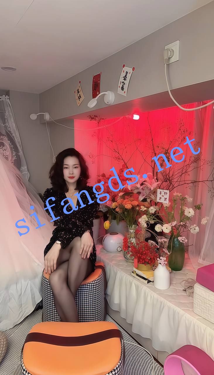 ✅抖音 蓝姐姐 17万粉 高贵气质御姐 露脸露点 自慰 超强反差 [215M]