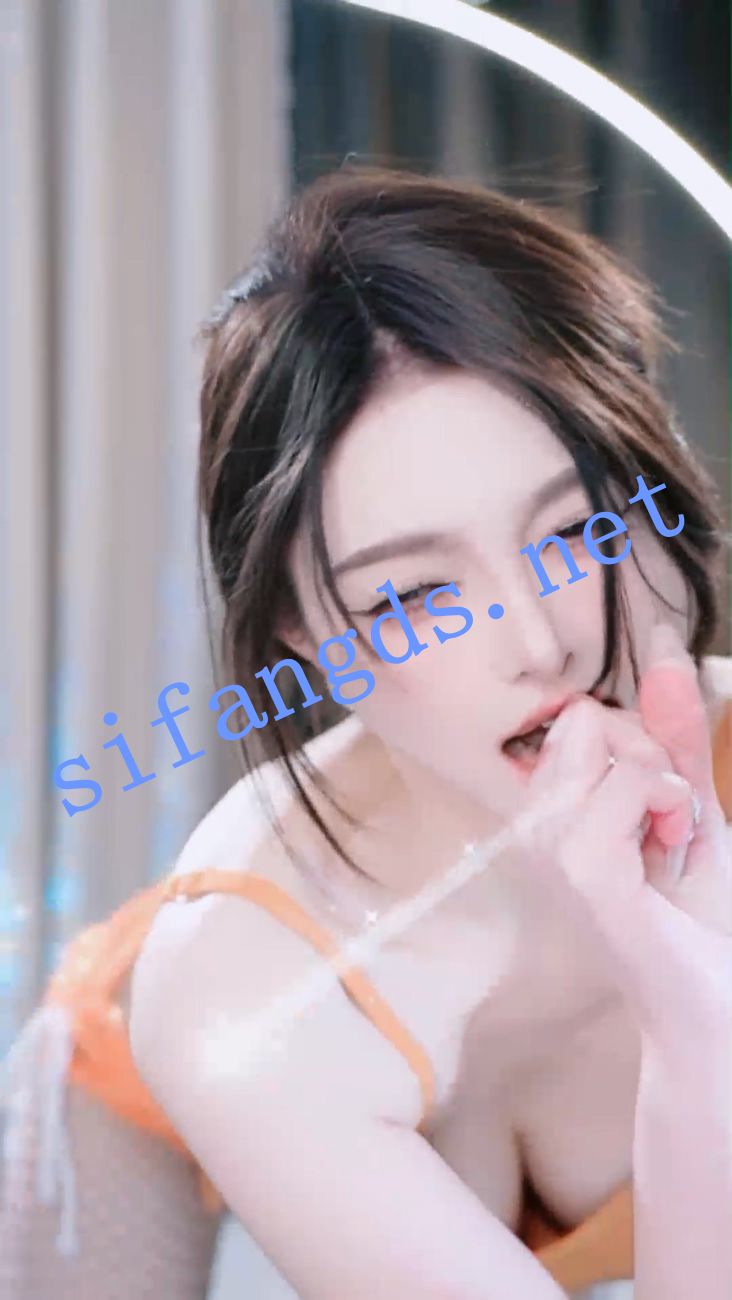 ⭐《畅聊直播》乔安 透视瑜伽裤丁字 大尺度诱惑骚舞  52V [5.4GB/ 52V]
