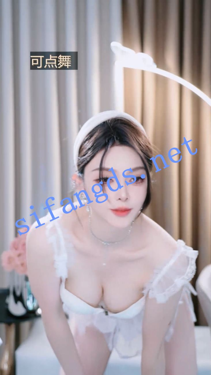 ⭐《畅聊直播》乔安 透视瑜伽裤丁字 大尺度诱惑骚舞  52V [5.4GB/ 52V]