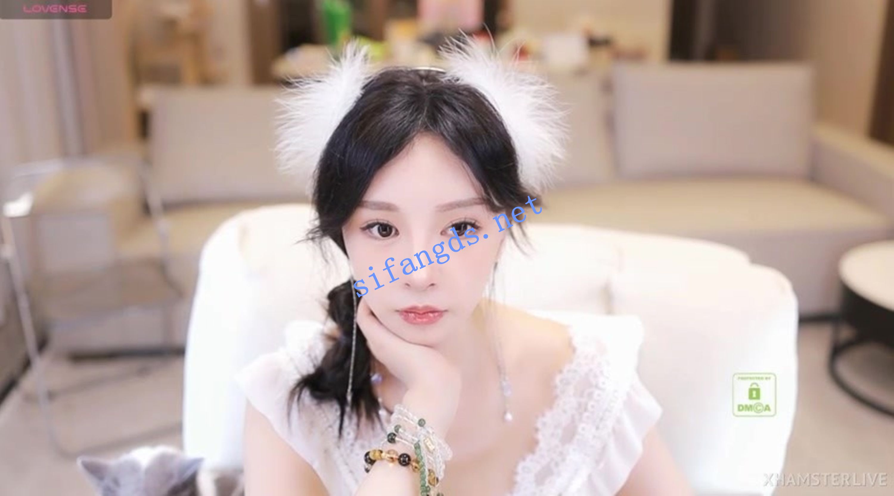灬超级炸裂《bella-999》网红女神,魔鬼身材,激情裸露害我狂撸 []